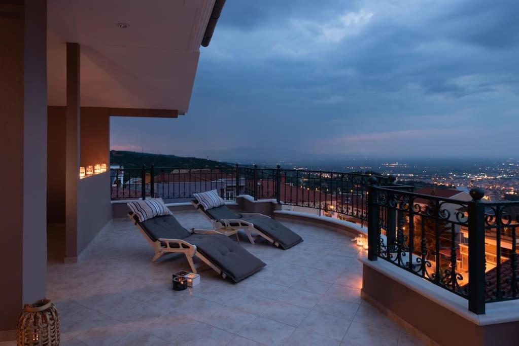 Apartmán Amazing View With Huge Balcony Veria  Exteriér fotografie
